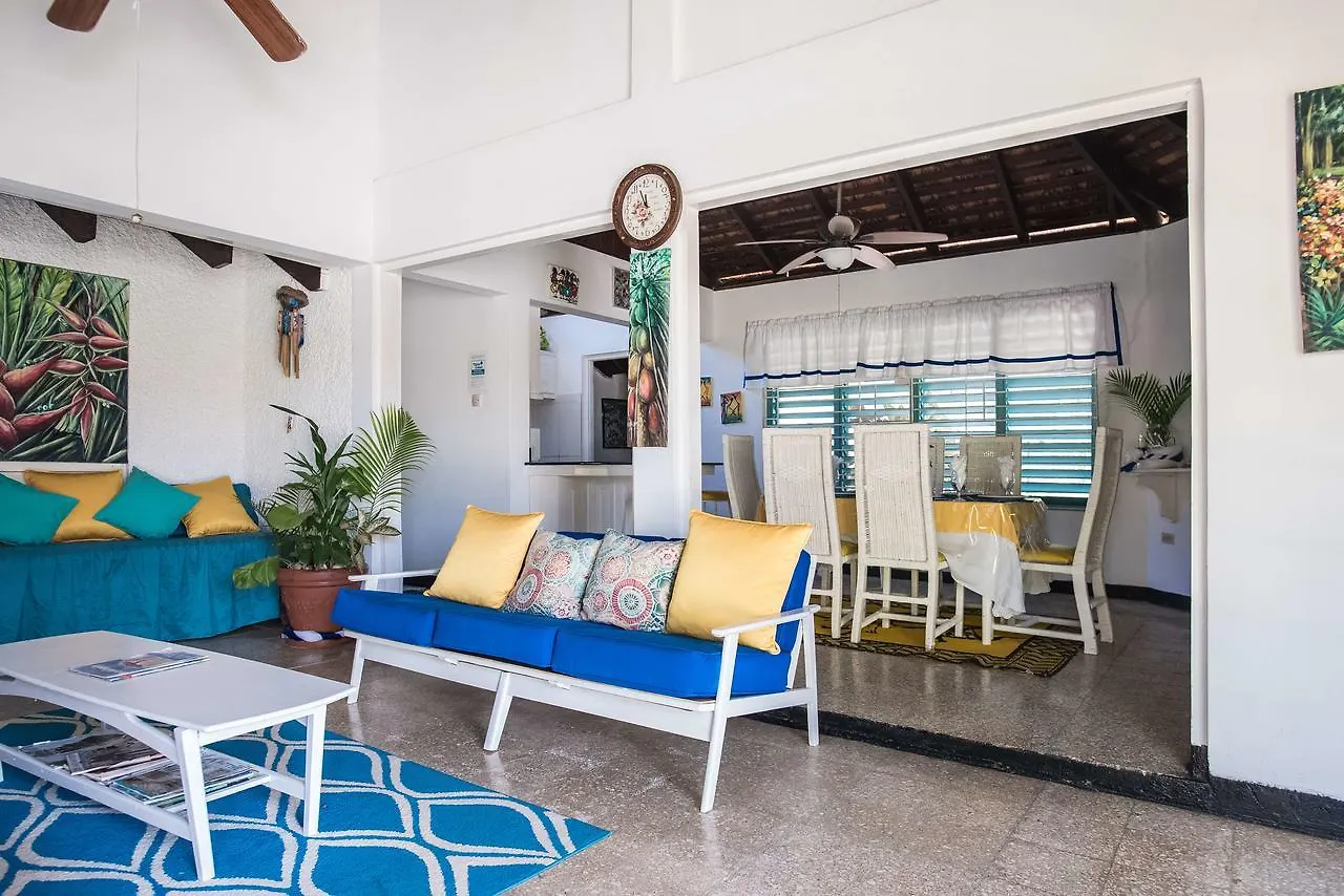Beach Palms Villa Duncans